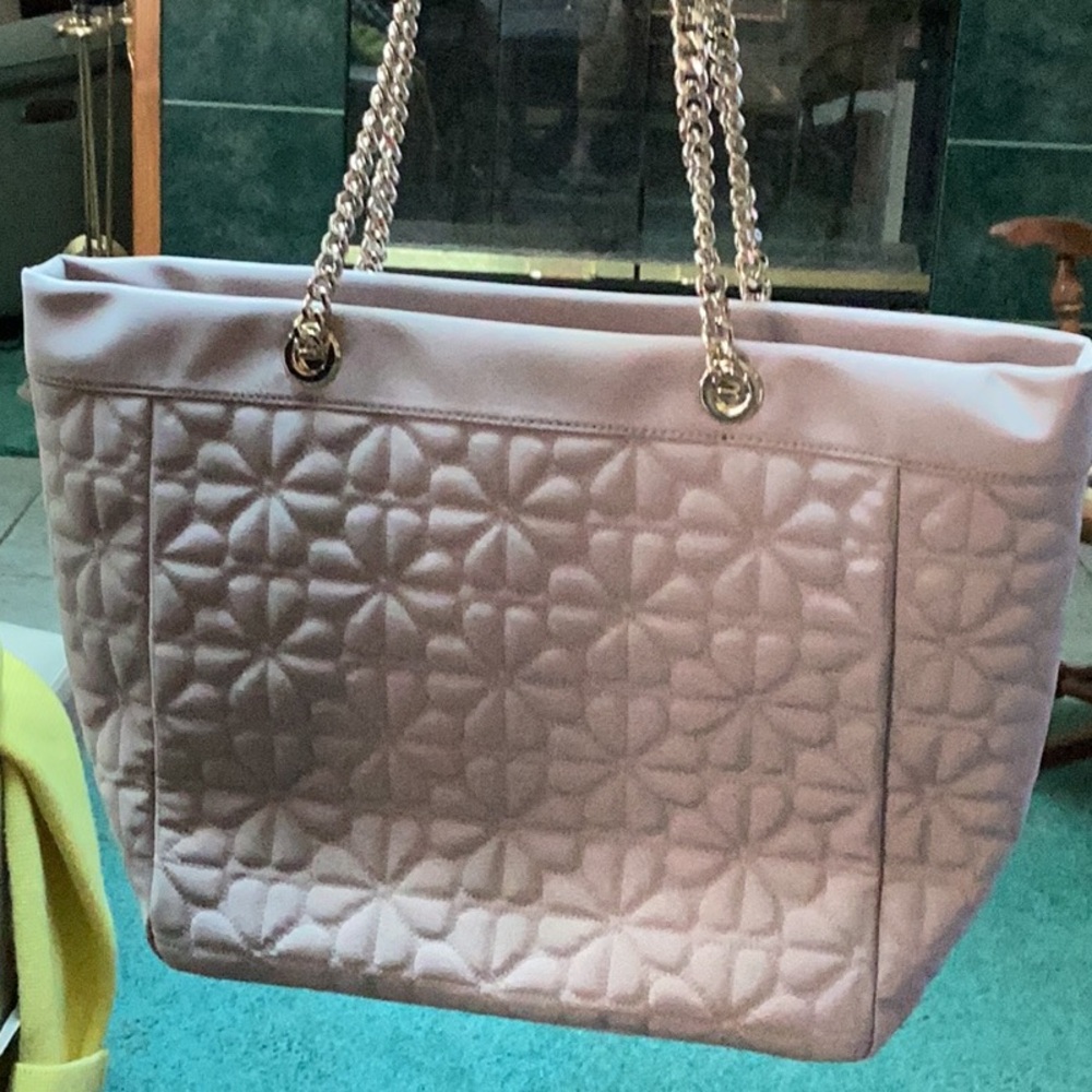 Kate Spade.  Beige Quilted Tote Bag